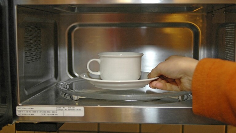 لهذا السبب يجب ألا تسخن القهوة أبدًا في "المايكروويف" 