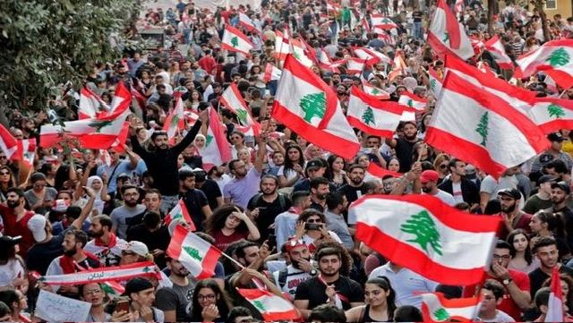 المثقّف اللبناني وتموضعه السياسي .. ما بين النقد والنقض