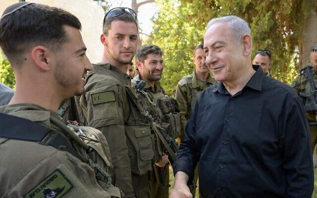 غداة "عملية الأربعين" نتنياهو يجول "مزهوًا" على الجبهة مع لبنان: هذه ليست نهاية القصة