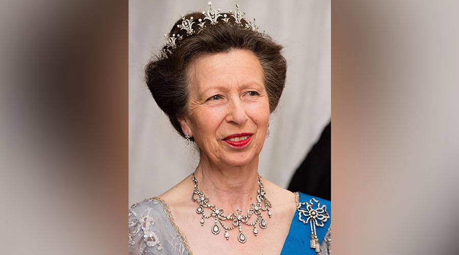 سوء الطالع يلاحق العائلة المالكة البريطانية... الأميرة آن تُصاب بفقدان ذاكرة مؤقت