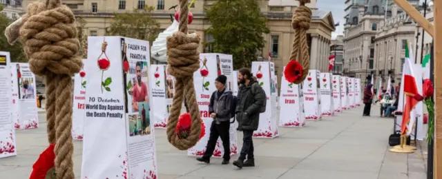 بمعدّل ٤ يوميًا.. إيران تسجّل عامًا قياسيًا للإعدامات في ٢٠٢٥