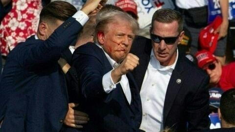 ماذا يقول علم النفس عن لغة جسد ترامب خلال محاولة اغتياله؟