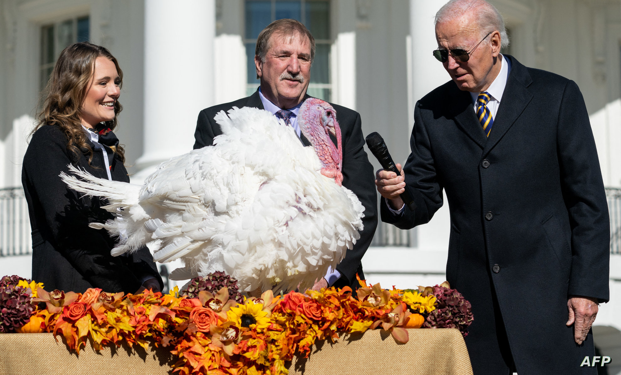 في عيد الشكر.. بايدن يعفو عن ديكين روميين 