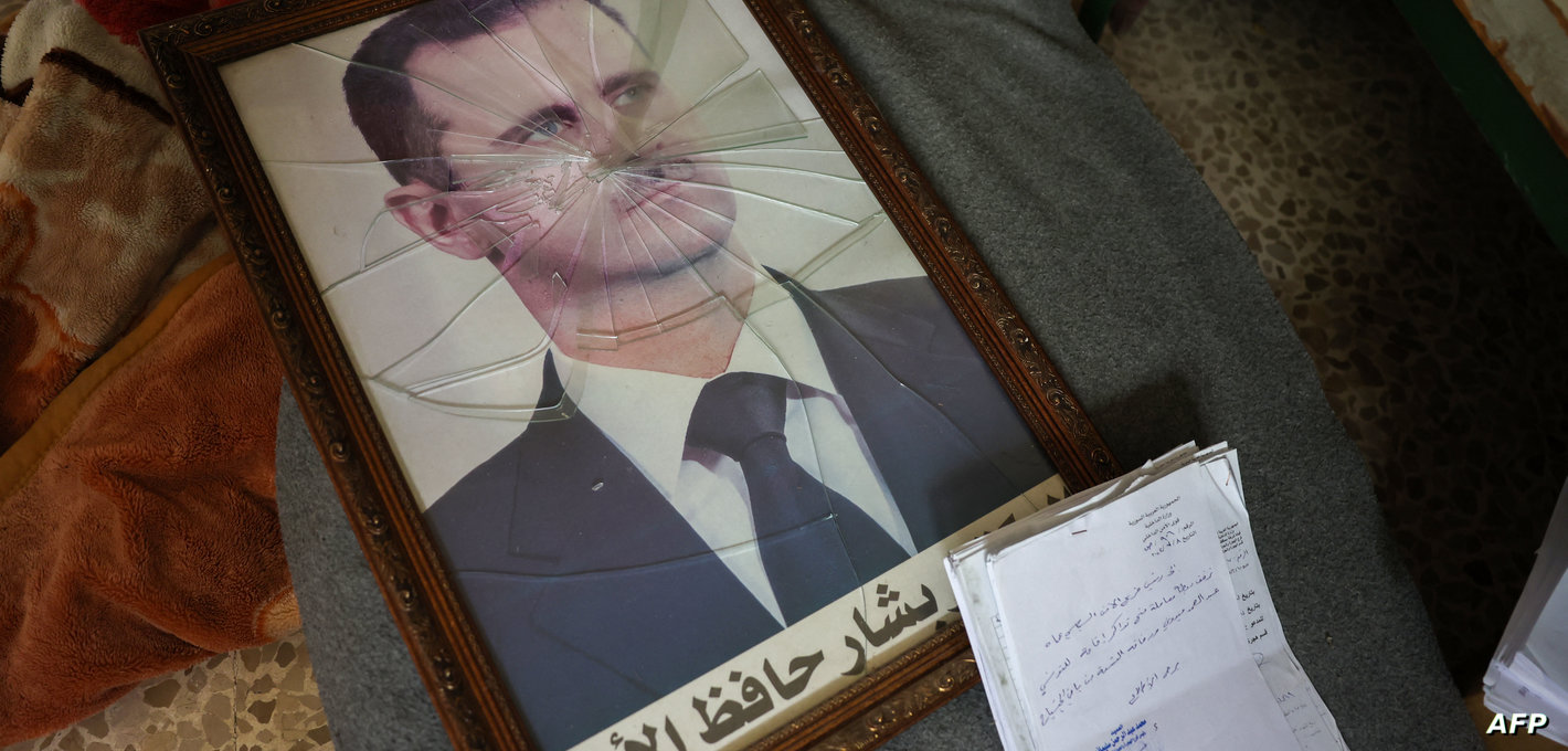 النظام الإيراني "يتبرّأ" من سقوط الأسد