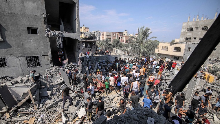 أستطلاع رأي فلسطيني: إرتفاع كبير في شعبيّة "حماس" بالصفة الغربية و"بسيط" في غزة "المنتقِدة" وانهيار السلطة الفلسطينية