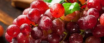 هل يقي العنب الأحمر فعلا من سرطان الأمعاء!