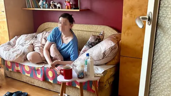 والداها ادعيا تعرضها للخطف.. مراهقة "تعود من العدم" بعد ربع قرن على احتجازها 