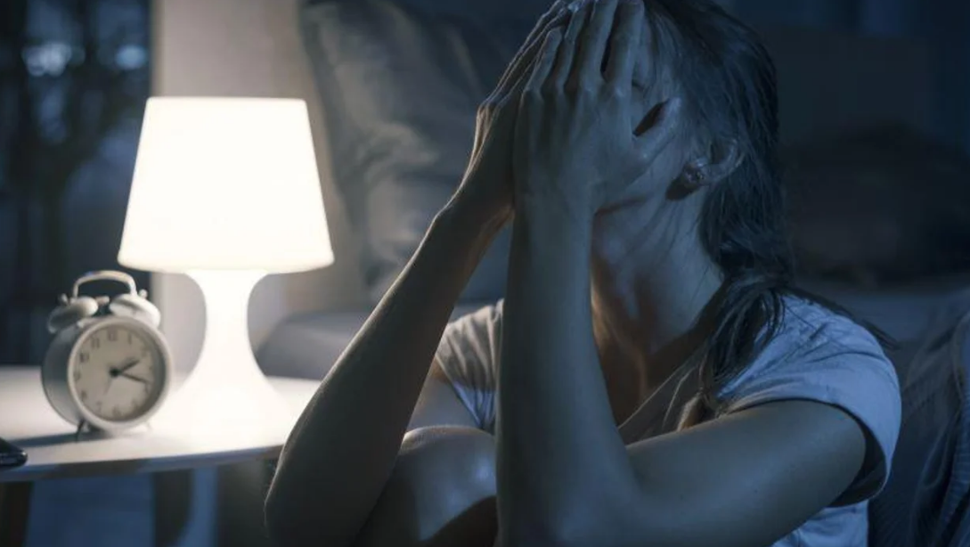 السهر والاكتئاب.. دراسة حديثة تربط بينهما