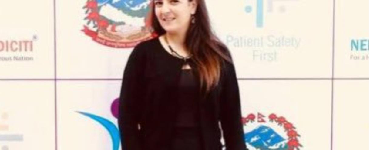 فضيحة ابتزاز جنسي وفساد تكشفها موظفة سابقة في وزارة "الشؤون"