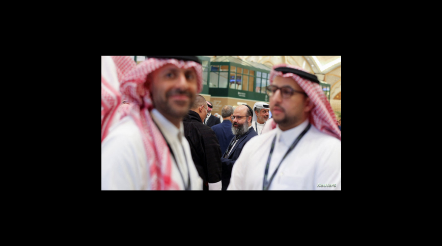 صحافي سعودي وناشط سوري في الكنيست الاسرائيلي.. وهذا ما حصل!