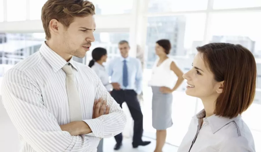 لغة الجسد مفتاح القلوب.. خمس نصائح لتحسينها