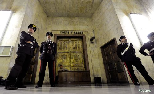 لن تصدق السبب: هكذا برّأ قاض المعتدي الجنسي على مضيفة طيران