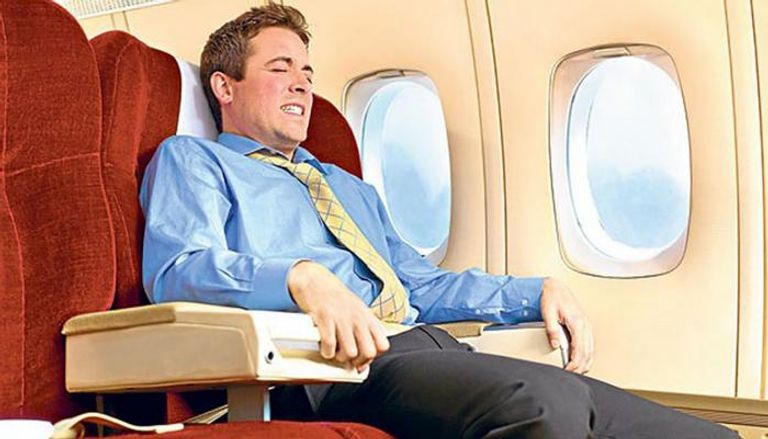 فوبيا الطيران.. كيف تتغلب على الخوف من الرحلات الجوية؟