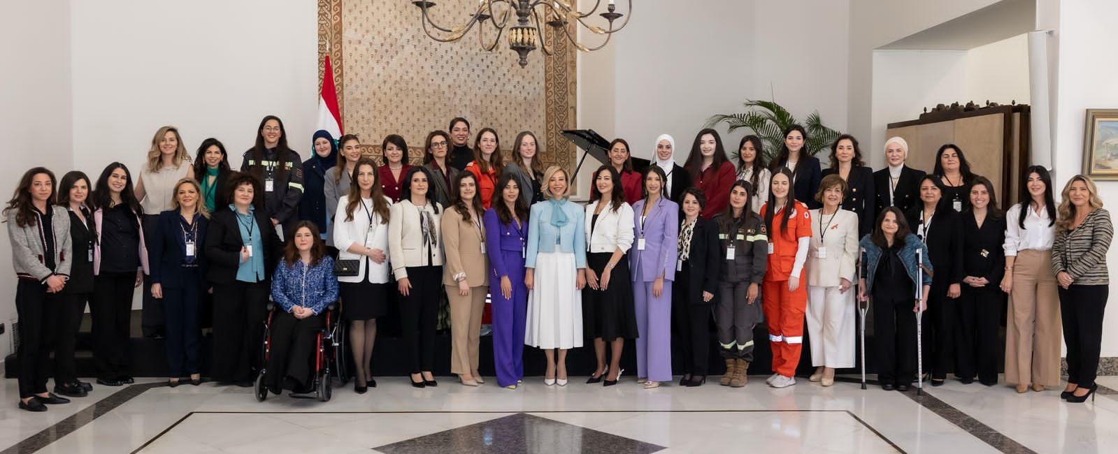 السيدة نعمت عون تعلن 4 تشرين الثاني يومًا للمرأة اللبنانية