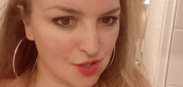 "المرأة الغامضة" وراء الشركة المرخصة لأجهزة "البيجر" المتفجرة