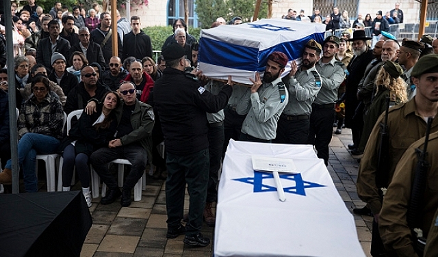 وابل من الأسئلة عن ظروف مقتل 21 جنديًّا إسرائيليًّا في هجوم واحد لمقاتلي "حماس"