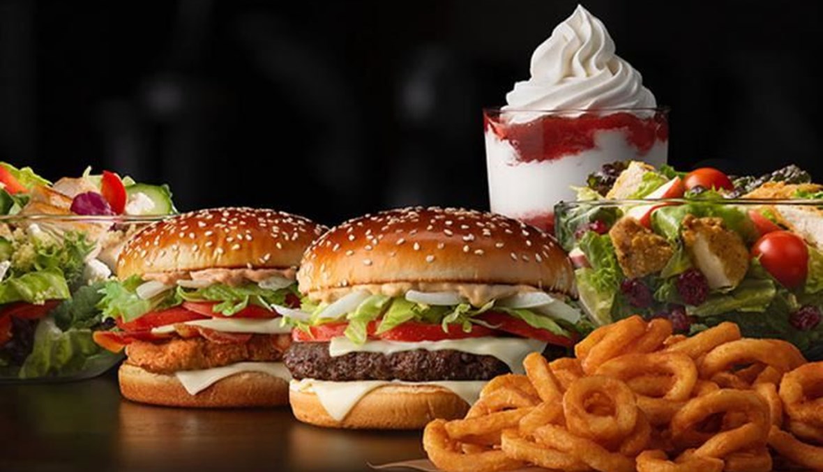 في فرنسا.. الوجبات السريعة تنتصر على المطبخ الراقي 