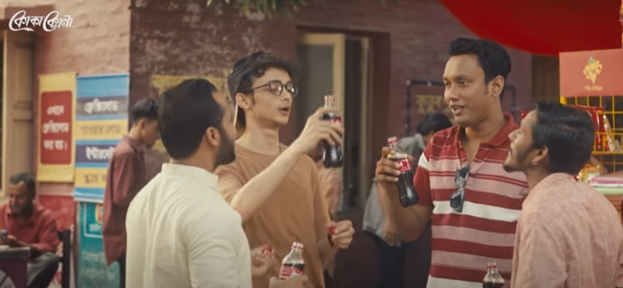 ""أرادت أن تكحّلها فأعمتها".. إعلان لـ"كوكا كولا" يخطئ الهدف والشركة تعتذر