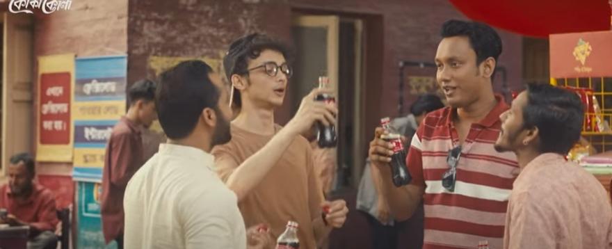 ""أرادت أن تكحّلها فأعمتها".. إعلان لـ"كوكا كولا" يخطئ الهدف والشركة تعتذر