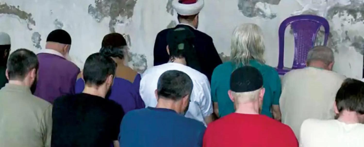 30% من سجناء لبنان سوريون.. وبيروت جاهزة لترحيل 700 إلى دمشق."