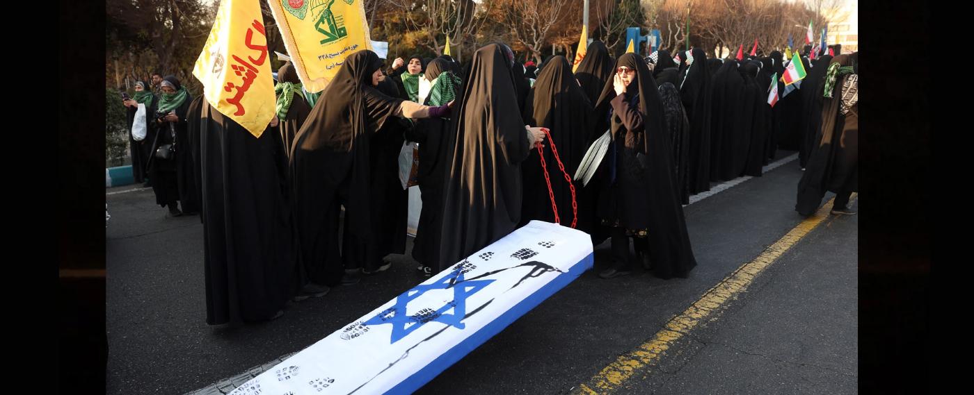 إيران "تستنفر تهديداتها" ووقت الحوثيين حان!