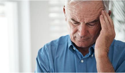    منها الصداع والنسيان المتكرر... أعراض قد تشير إلى الإصابة بسرطان الدماغ 