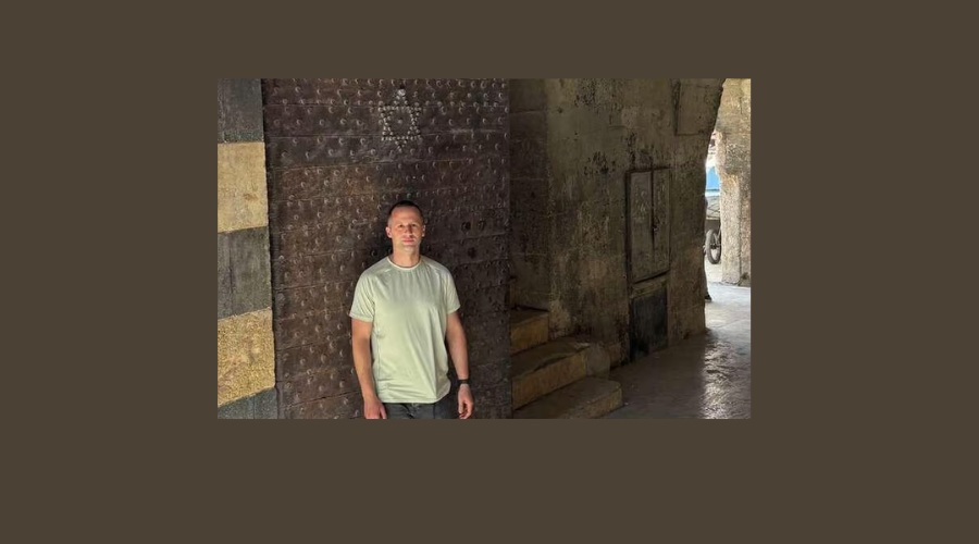 اميركي يتهم لبنان باعتقاله وتعذيبه لأنّه...يهودي