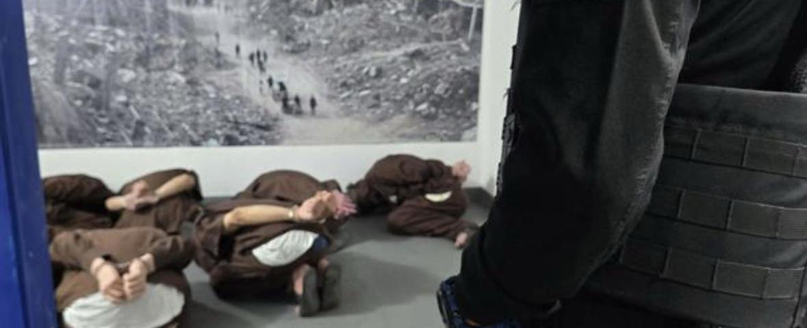 في "خزنة" محصّنة تحت الأرض.. إسرائيل تحتجز أسرى حماس وحزب الله