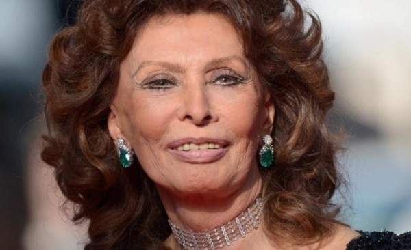 صوفيا لورين في المستشفى