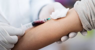 على غرار فحص سيارتك.. تحليل دم "يكشف شيخوخة" أعضاء جسمك