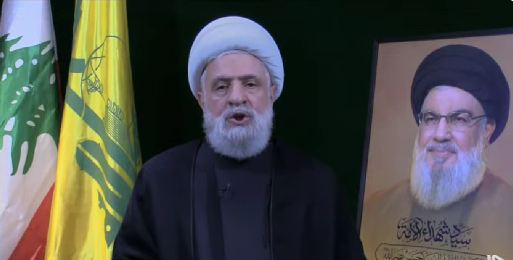 لماذا تراجع قاسم عن إلقاء كلمة موعودة؟