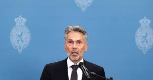 ١٠٠لف يورو أسبوعيًا.. رئيس وزراء هولندا سيغرّم إذا ...