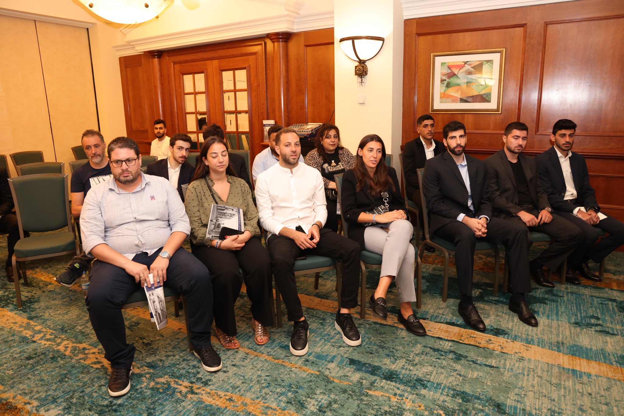 في صالة صغيرة في فندق طرابلسي..بهاء الحريري يريد أن يهب لبنان "خبراته المؤسساتية"