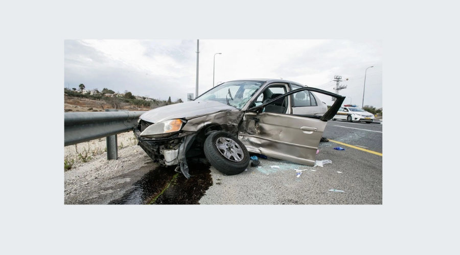 لبنان.. بلد يتنفس تحت الرماد