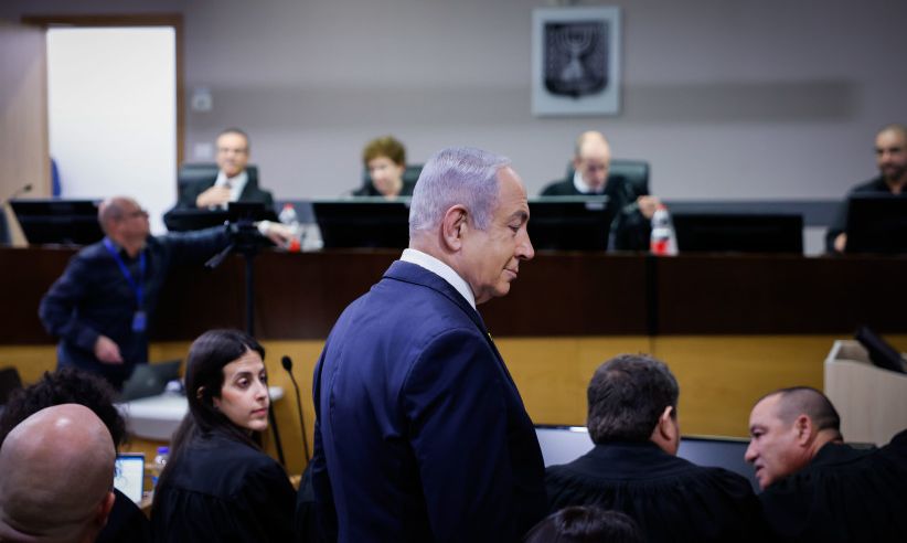 اليكم كامل الملف... بماذا تتم محاكمة بنيامين نتنياهو؟ 