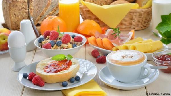 تناول السعرات الحرارية.. ما هو الوقت المثالي؟ 