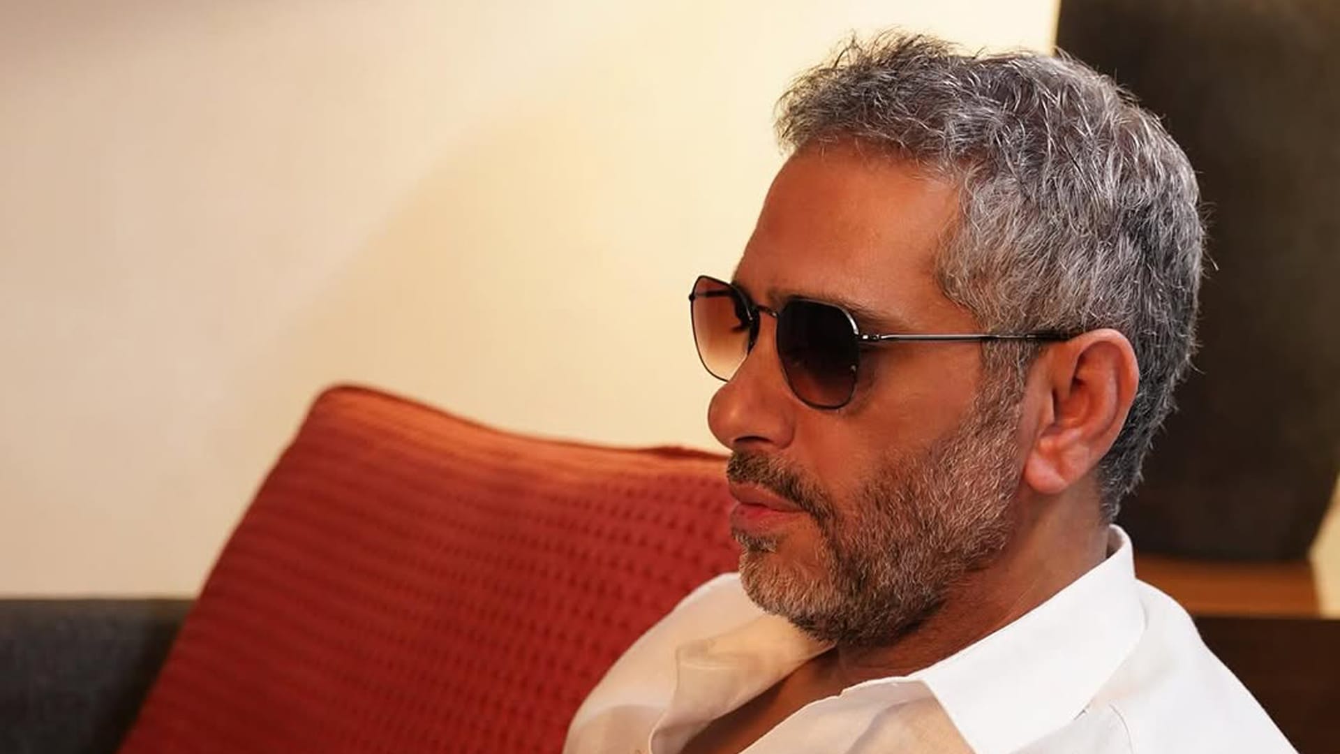 فضل شاكر يطالب بإغلاق ملفّه القضائي.. "رجعت عالفنّ"