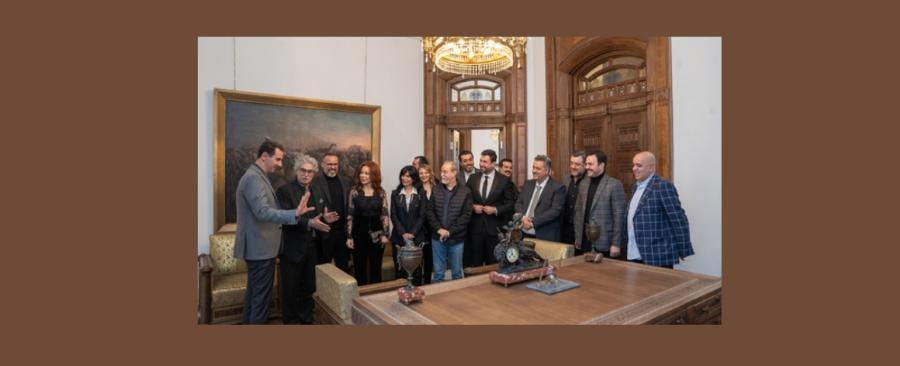 بشار الأسد بين "مطبلّي" الأمس و"مكوعيّ" اليوم