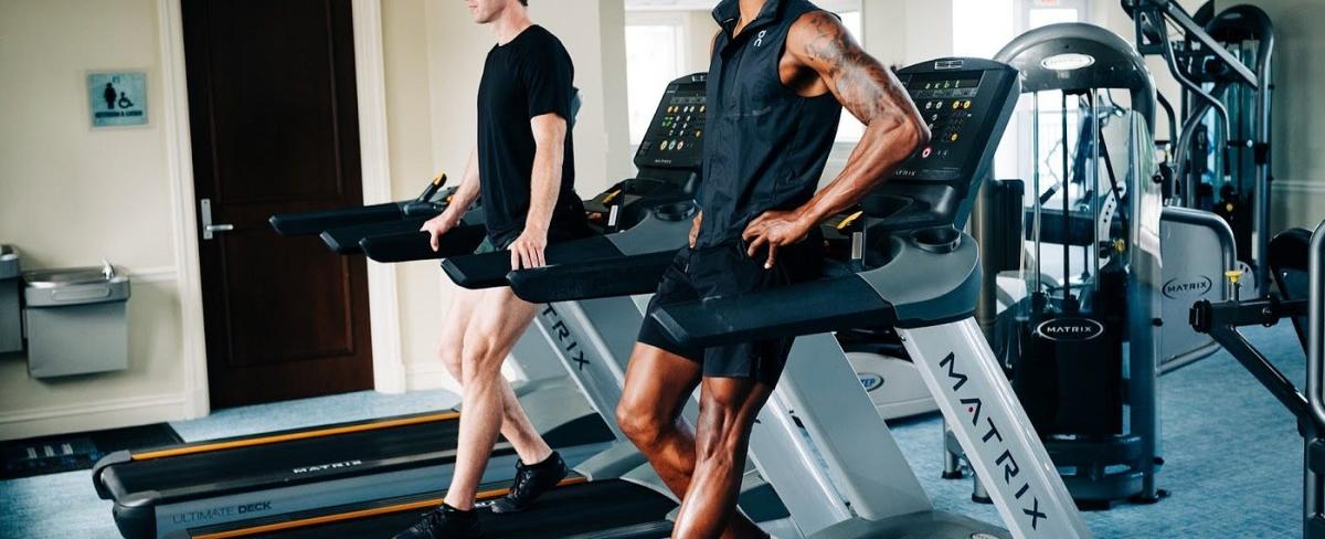 ست فوائد للمشي إلى الخلف.. ما هي؟