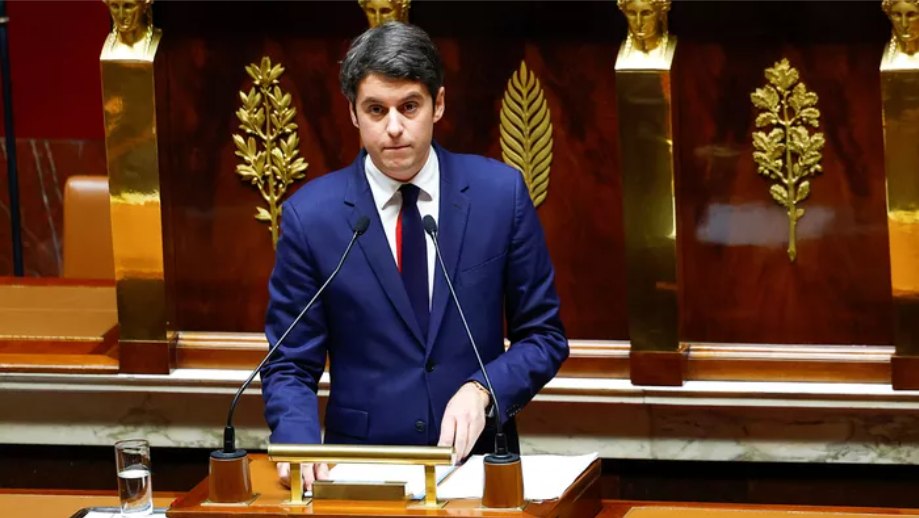 غبريال آتال فخور بفرنسا التي توصل مثليًّا جنسيًّا الى رئاسة الحكومة: أين كنّا وأين أصبحنا؟