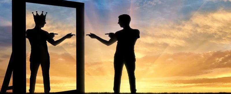 ظاهرة تجتاح البشرية.. كيف يمكن مواجهة "أمراض" النرجسية وعوارضها وتأثيراتها!