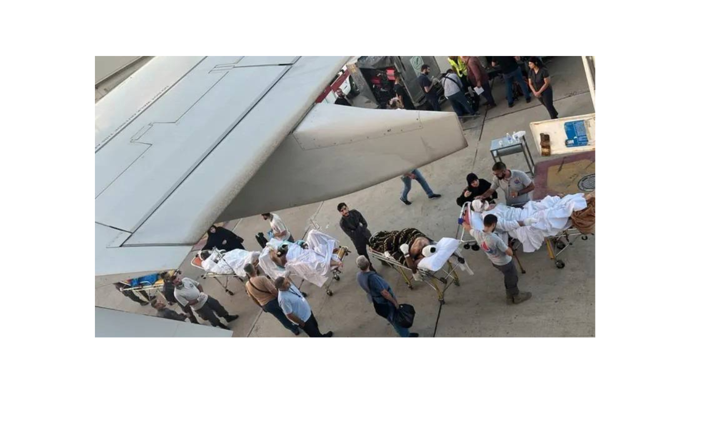 ايران تعلن أنها عالجت 500 لبناني أصيبوا بتفجيرات البايجر