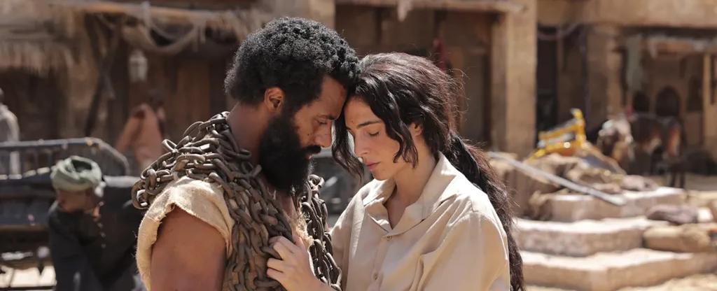 "إنتِ مجنونة؟".. محمد رمضان لممثلة لبنانية