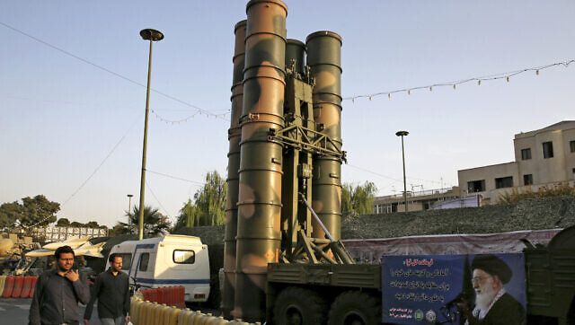 "إيران عارية تمامًا"...لماذا؟