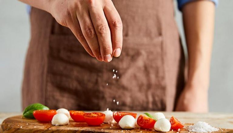 إضافة الملح: متى تصبح الكمية المستهلكة   خطرة على الصحة؟