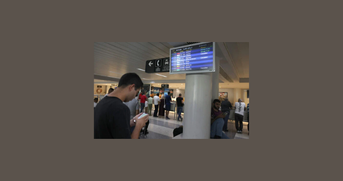 رفع حظر سفر الاماراتيين الى لبنان..سوف يبقى في "قاعة الإنتظار"