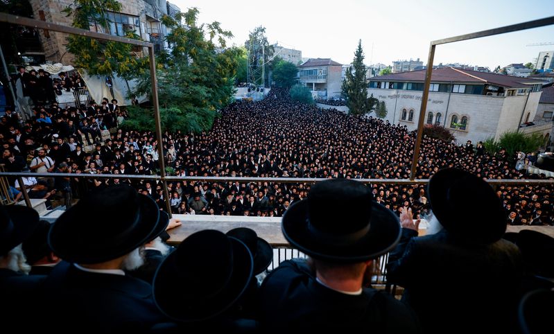 الحريديم اليهود يصفون الجيش الإسرائيلي ب"العدو"!