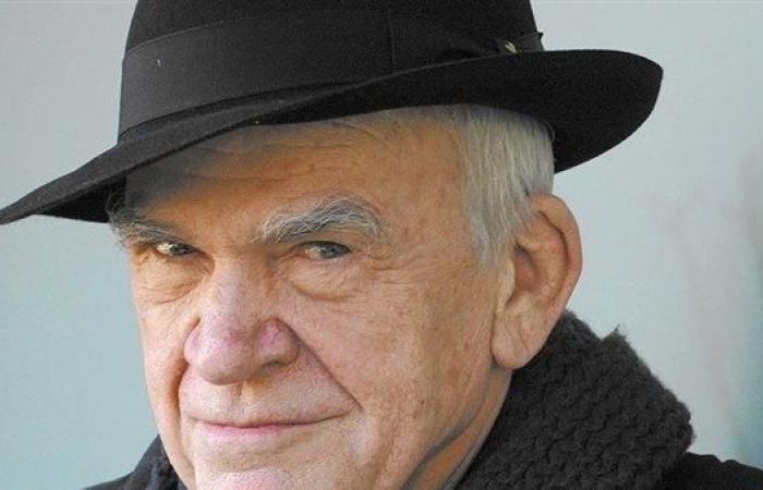 ميلان كونديرا: كاتب عاش قسوة الأنظمة الدكتاتورية ورحل  من دون نوبل