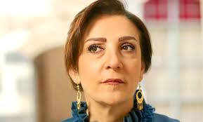 تطبيقًا للقانون أم اعتداء.. ماذا حصل مع وفاء موصللي في مطار رفيق الحريري الدولي؟