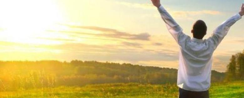 بحسب علم النفس.. خمس عادات يومية بسيطة يتّبعها الأشخاص الأكثر سعادة